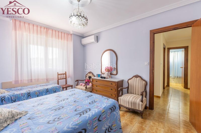 Foto 00f39871-a245-444f-9b67-e73ffdef61da. Casa pareada en Víznar