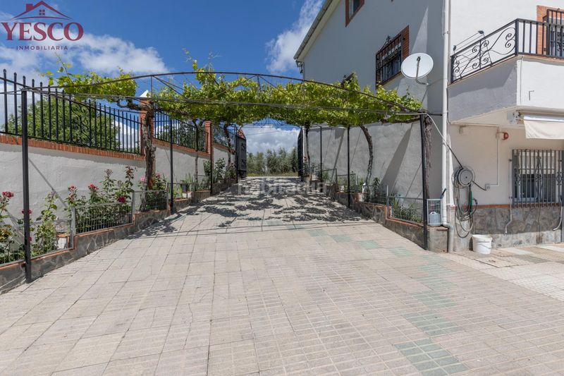Foto 1129c465-2153-41d8-aa82-728e99c1c00b. Casa pareada en Víznar