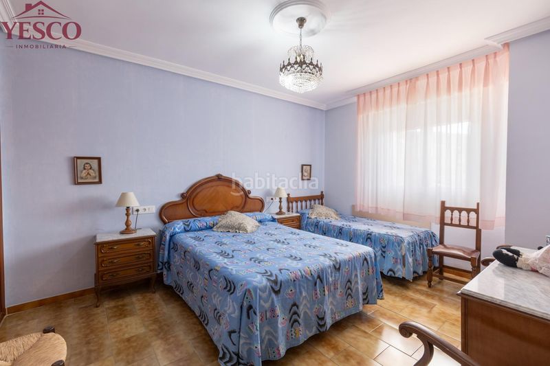 Foto ae3ad140-edd1-4240-a817-492c6e8367c1. Casa pareada en Víznar