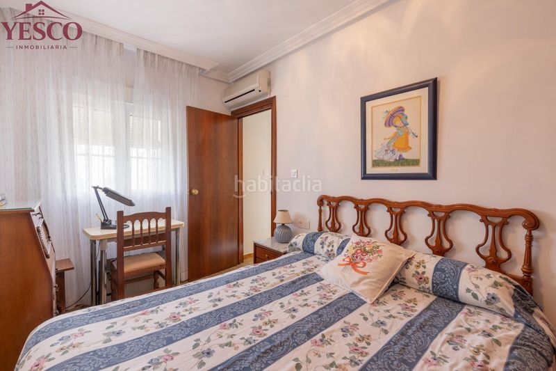 Foto ae73353c-7f67-4ab0-8eee-182f16604b60. Casa pareada en Víznar