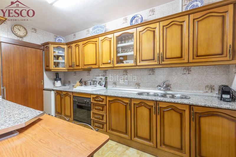 Foto e309ac4f-2c3c-46c1-9767-8c4fac12a60c. Casa pareada en Víznar