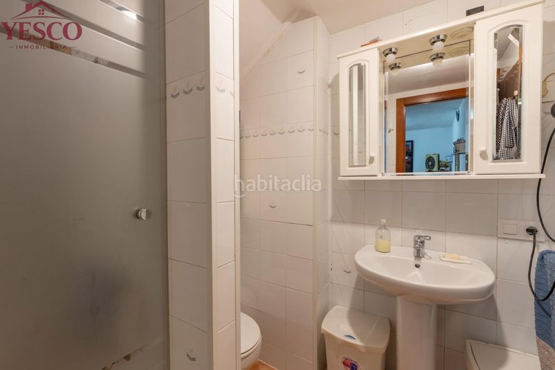 Foto ef9d9129-cdd6-46d7-86fc-cb9132cf6e83. Casa pareada en Víznar