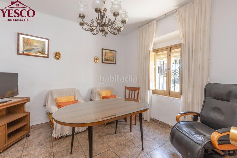 Foto 4b743bcb-15e6-4232-84e7-f0a3e7352cca. Casa adosada en Alfacar