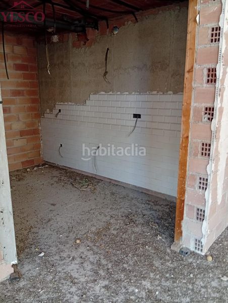 Foto 1bcc1a34-3291-48a3-8f34-1f8446119c0a. Casa aparellada amb aparcament a Peligros