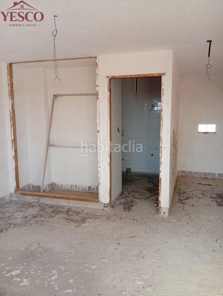 Foto c651cc3c-62a3-4768-a309-b3586eb8dbf0. Casa aparellada amb aparcament a Peligros