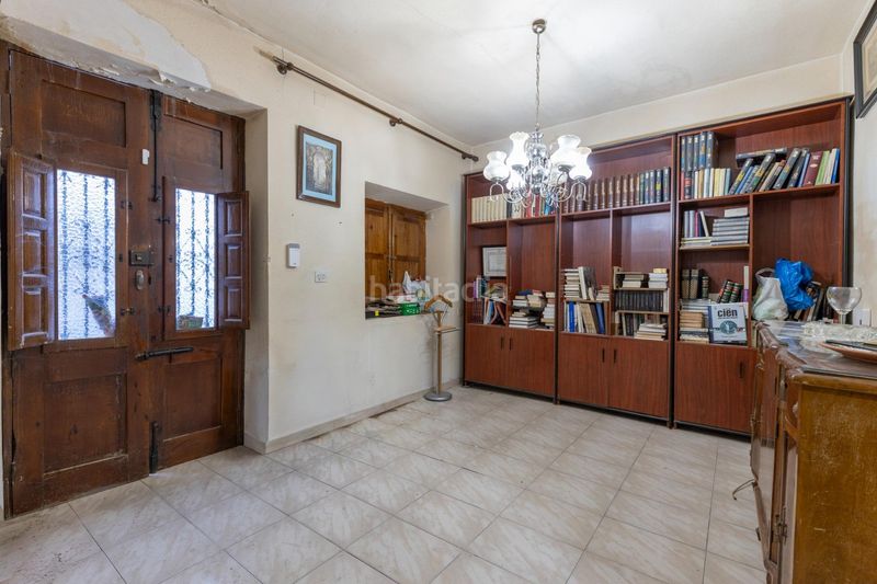 Foto 9c938e82-335a-4152-9ba6-c521391d38d1. Casa adossada a Cúllar Vega