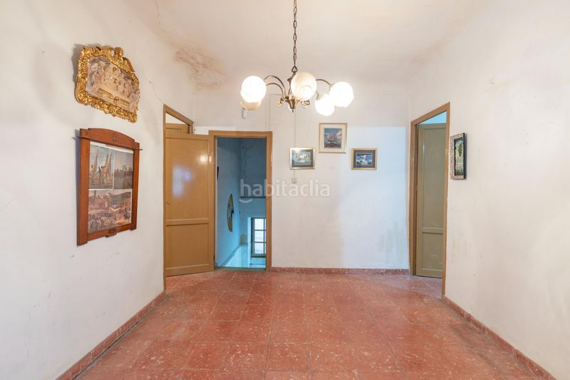 Foto b862ed2f-8be3-4ff3-990a-0bac45b67052. Casa adossada a Cúllar Vega