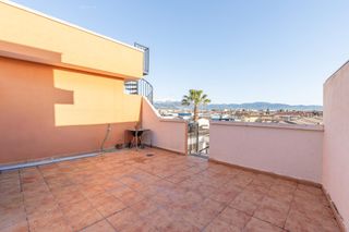 �tic  Calle habana. �tico tipo d�plex en tercera planta con ascensor, con plaza de g