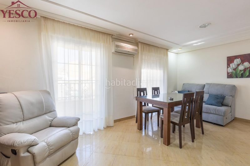 Foto 0b5fcdd4-ae4d-49f9-a5f9-04d0106f1944. Casa adossada a Benalúa