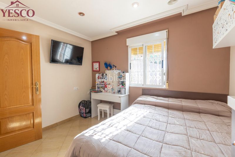 Foto 51f55a71-705b-4c2d-9441-8ee23d7cc117. Casa adossada a Benalúa