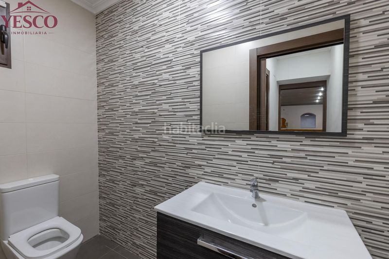 Foto ae3dd986-eb5d-4ea9-ba1b-860cb417787f. Casa adossada a Benalúa