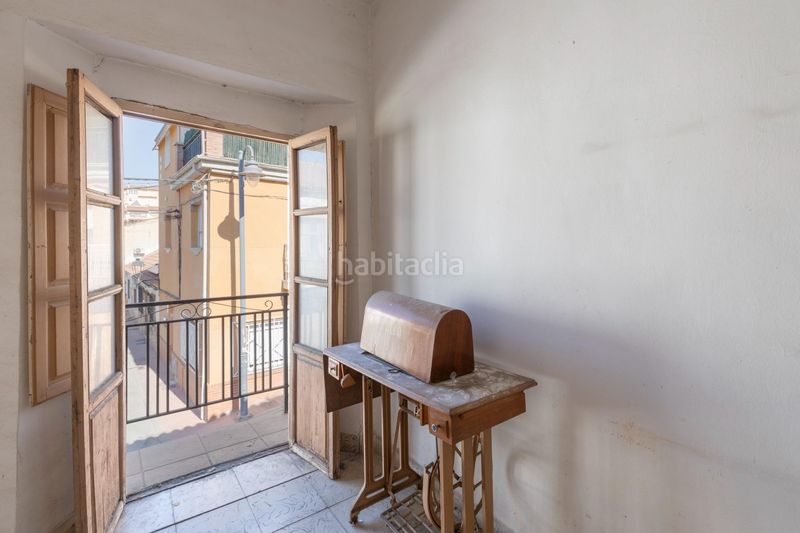Foto 257b816f-d375-4c9b-b743-6f5d75d770f8. Casa aparellada a Alfacar