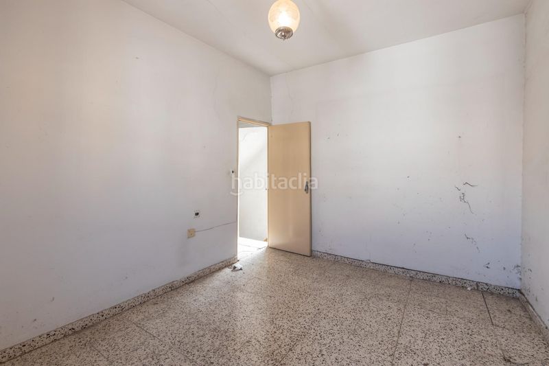 Foto e9988f66-c9a7-491b-9ee1-60515f9797c4. Casa aparellada a Alfacar