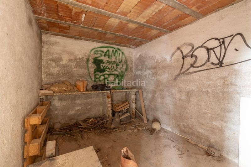 Foto fc8e5a51-be6f-4e55-994d-72b74ec1e8a8. Casa aparellada a Alfacar