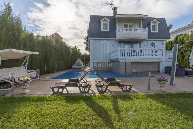 Foto 99aa83d3-796f-4ec4-ba36-e3d9b100bae2. Chalet en Cenes de la Vega