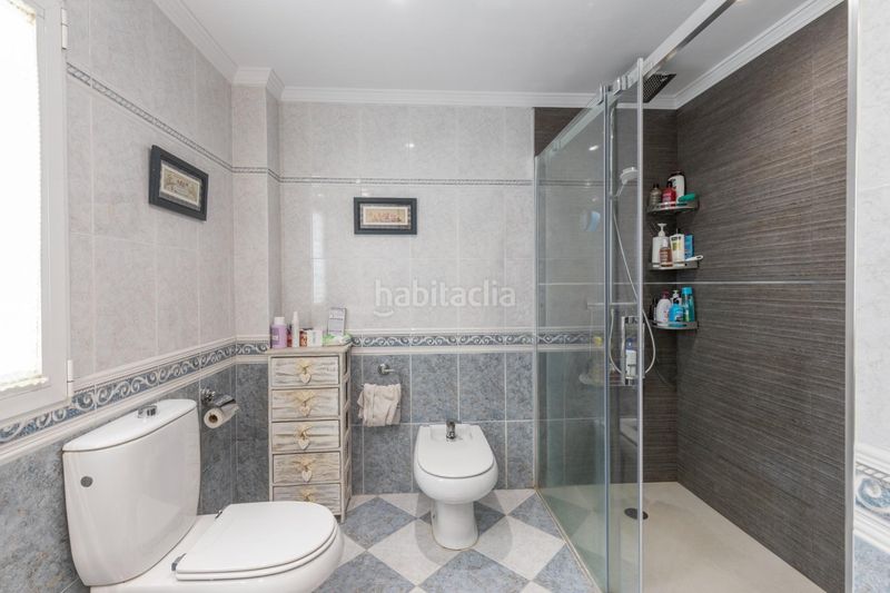 Foto ab10531a-2253-4d16-8cad-fb370e303525. Chalet en Cenes de la Vega