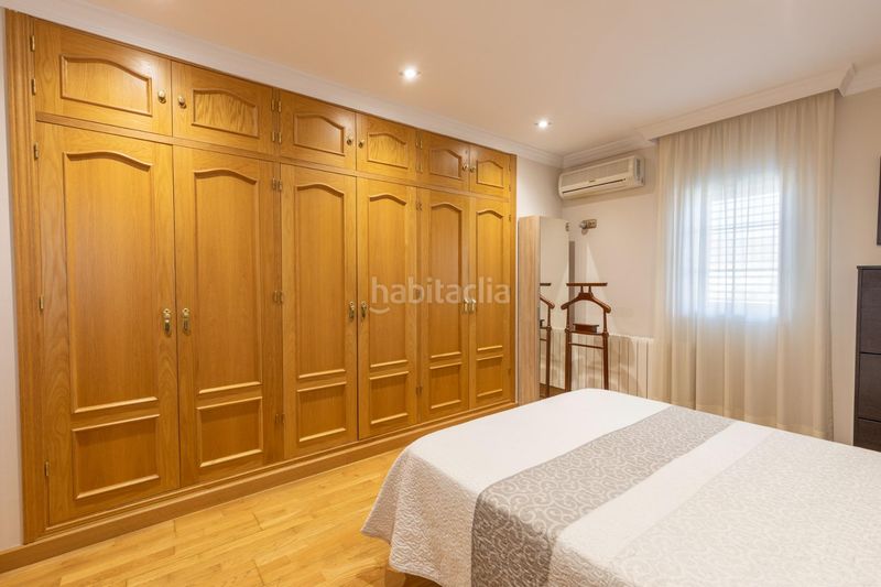Foto ae5a1f13-10de-4180-88d1-5973297ee8de. Chalet en Cenes de la Vega