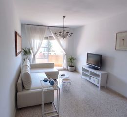 Pis en Centro-Calzada-Cabo Noval. Piso a 300m de la playa con 3 habitaciones y vestidor