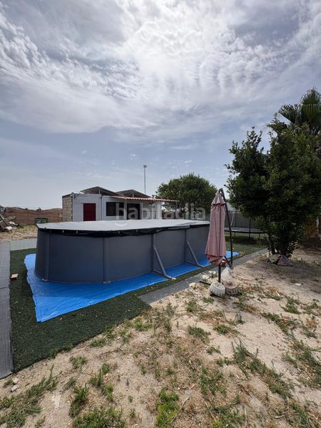 Foto d7139425-8d7c-45b4-8f28-b9d2d69c094e. Casa amb xemeneia piscina a Ctra Jerez-Ctra del Puerto Sanlúcar de Barrameda
