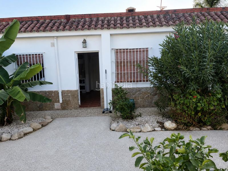 Foto 130db735-7a15-4e33-90b0-1f7a2aa474e5. Casa amb xemeneia piscina a La Jara Sanlúcar de Barrameda