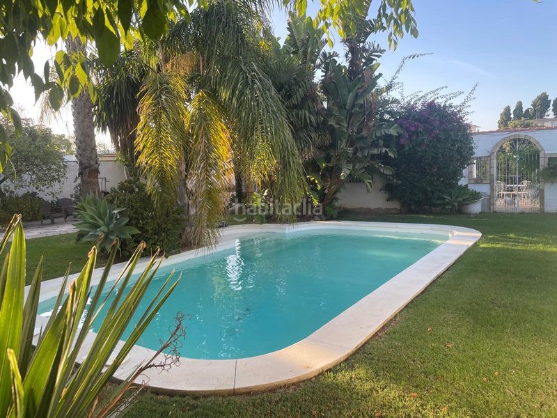 Foto dcd44888-ccf3-4944-923c-5011b4a86314. Casa amb xemeneia piscina a La Jara Sanlúcar de Barrameda