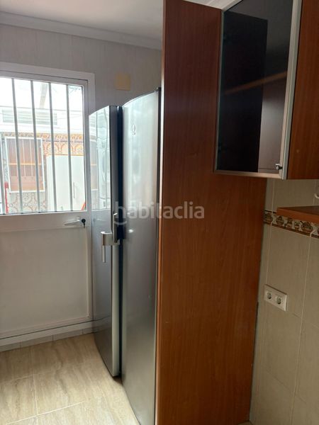 Foto b59529bb-53f5-46b9-8019-2c453cc0cb0a. Casa adossada amb aparcament a Centro-Calzada-Cabo Noval Sanlúcar de Barrameda