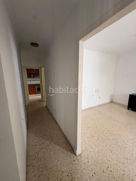Foto ef08ce7e-ae51-4417-81a4-2f82e3473172. Casa adossada amb aparcament a Centro-Calzada-Cabo Noval Sanlúcar de Barrameda