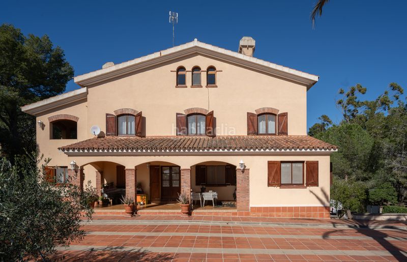 Foto 176017fb-4506-4c05-955b-83d34920ed0e. Casa amb xemeneia calefacció aparcament a Almoster