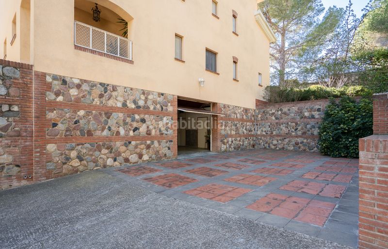 Foto a95f6977-af53-4ca4-9611-ea22624fb422. Casa amb xemeneia calefacció aparcament a Almoster