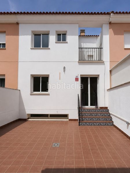 Foto 2a9d6983-1481-40e7-bfaf-85063008d4dd. Casa adossada amb xemeneia aparcament a Carlota (La)