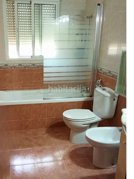 Foto ff63e185-e6f5-46a4-a577-a2d72c293789. Chalet en Carlota (La)