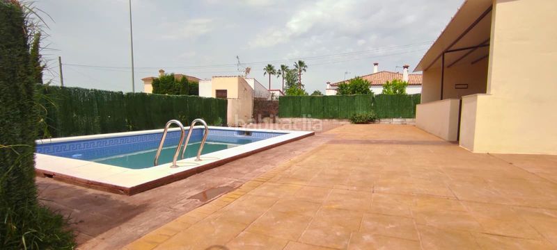 Foto 35b65ff4-0acd-4b73-8099-c3de7f2c5f4d. Xalet amb xemeneia aparcament piscina a Carlota (La)