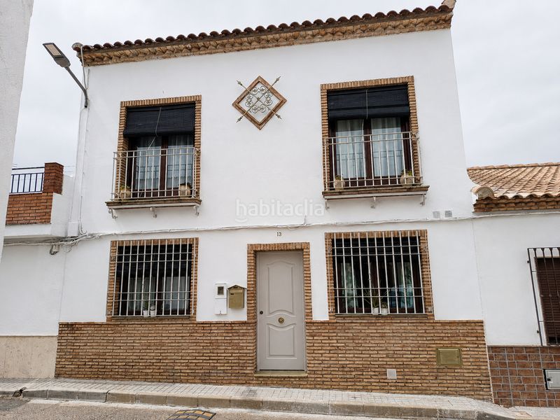 Foto 4fd88f0e-6e43-41d0-b922-77bf2f59bfb7. Casa adossada amb aparcament piscina a Carlota (La)