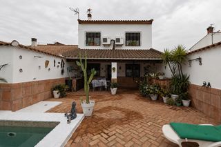 Casa a schiera in Carlota (La). Adosado impresionante en fuencubierta!