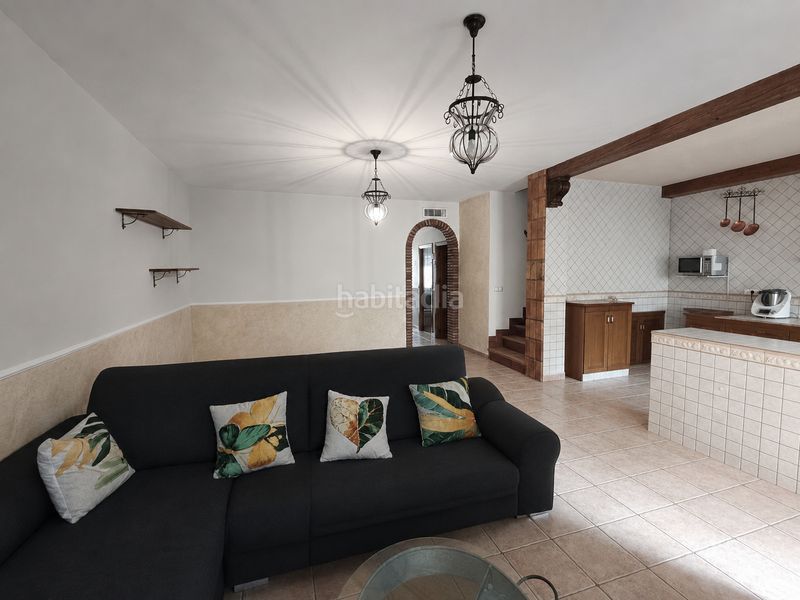 Foto c8b53eec-a71a-48df-8245-074036823e22. Casa adossada amb aparcament piscina a Carlota (La)