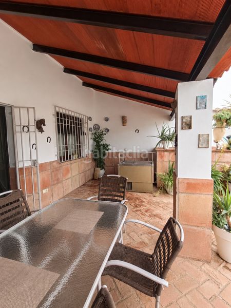 Foto dfb2d6eb-ca6d-4614-b605-bac5217256af. Casa adossada amb aparcament piscina a Carlota (La)