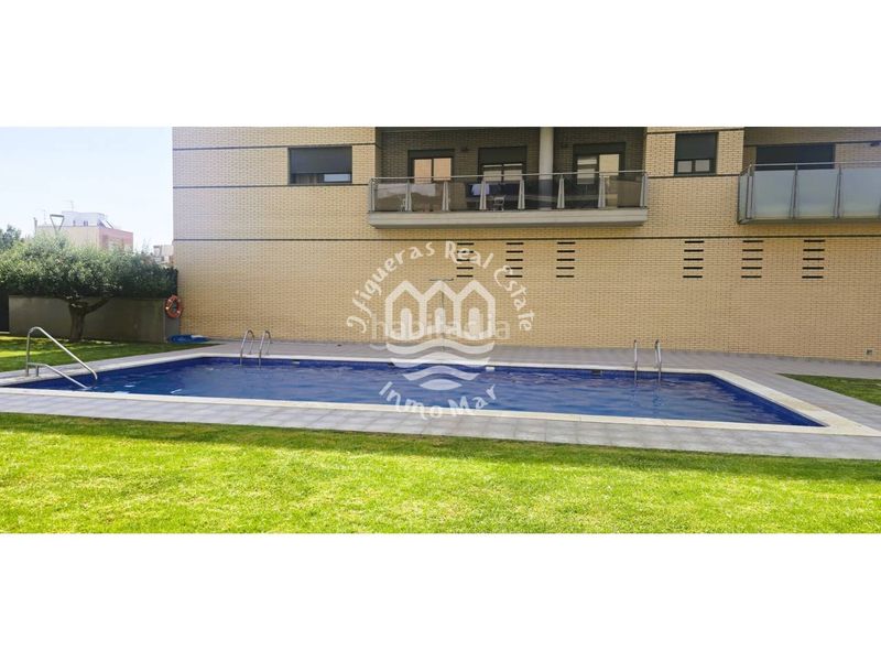 Foto 37765ce4-8f03-4580-922f-8a68b281c3a8. Pis amb calefacció aparcament piscina a Vila-seca poble Vila-seca