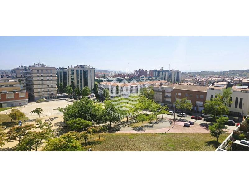 Foto 95b48159-5203-4ef0-ba80-3ba89770173e. Dúplex amb calefacció a Zona Esportiva Terrassa