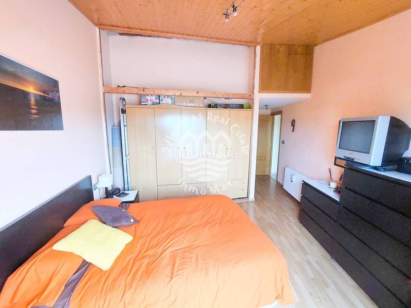 Foto 4abea767-1705-4341-b35b-64b8223e2f48. Casa amb calefacció aparcament a Abrera