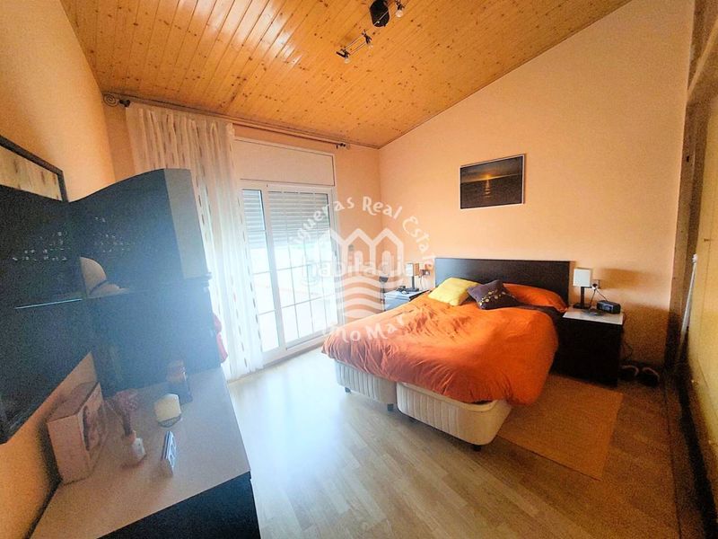Foto 9a1e03d4-1082-44ec-b9c8-65dabcedd56a. Casa amb calefacció aparcament a Abrera