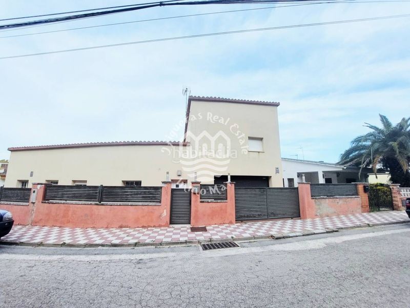 Foto e53c3e79-51b3-40ae-b8be-1c326111e2ae. Casa amb calefacció aparcament a Abrera