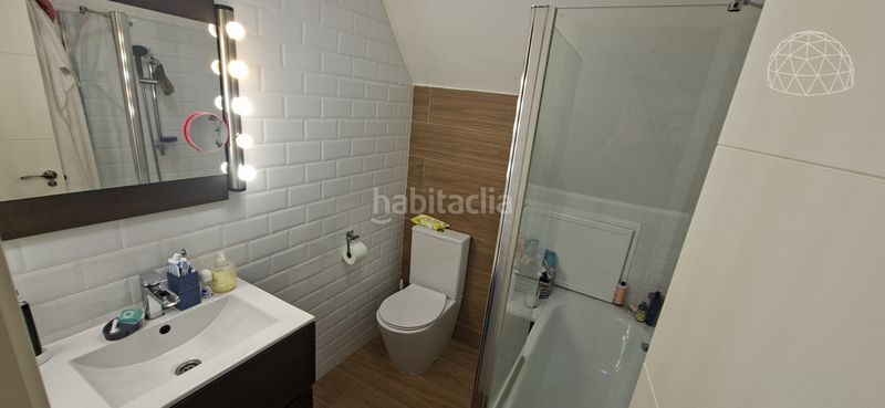 Foto a8768d12-0176-442e-9fa8-d8c0b5c70d79. Àtic a Barrio del Nervión Sevilla