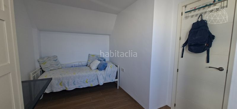 Foto c732d2ee-35d3-4dbf-afd1-76517e231e57. Àtic a Barrio del Nervión Sevilla