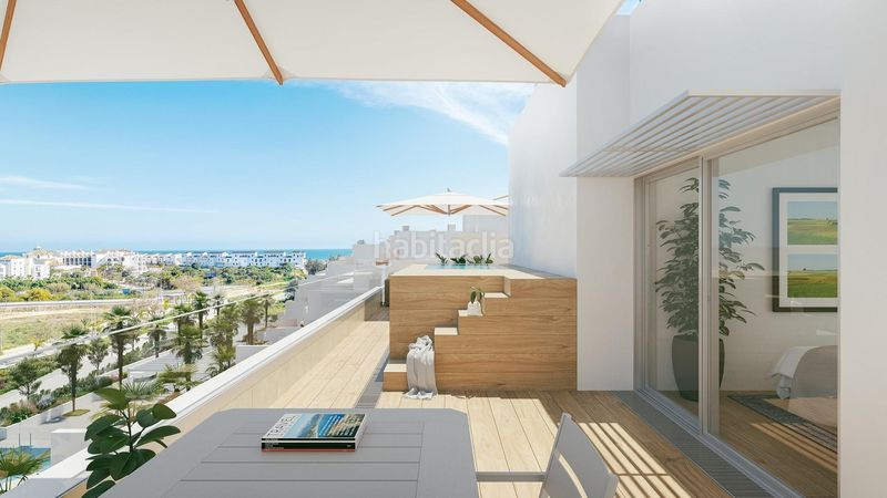 Foto ba045e12-7aab-4c03-8639-71e88b5ba4f5. Àtic amb aparcament piscina a Bahía Dorada Estepona