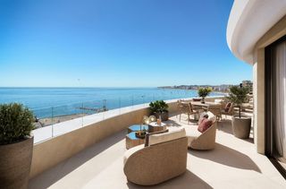 Penthouse in Las Gaviotas - Carvajal. Apartamentos de lujo con vistas al mar a 100 m de la playa en ca