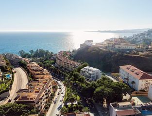 Àtic a Zona Centro Comercial Torrequebrada. Residencial de obra nueva con vistas al mar en benalmadena