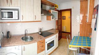 Appartamento in Santoña. Dúplex en el centro de santoña con garaje cerrado, trastero y te