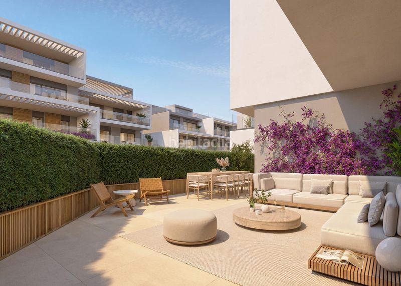 Foto ab404bb2-1542-43ac-85c2-03e7cc7eaceb. Planta baixa amb calefacció aparcament piscina a Marbella