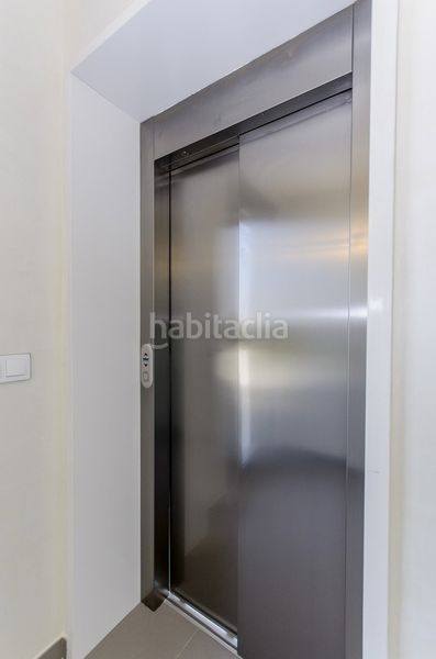Foto e7ed4753-9a8a-4b94-98c6-a122f19a2c8f. Xalet amb aparcament piscina a Campoamor Orihuela