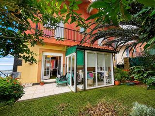 Chalet  Cerdigo. Exclusiva  chalet independiente en allendelagua, castro urdiales